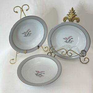 Noritake China Bowls Set Of 3 White Silver Gray Floral 7 1/2 In Round Soup Salad